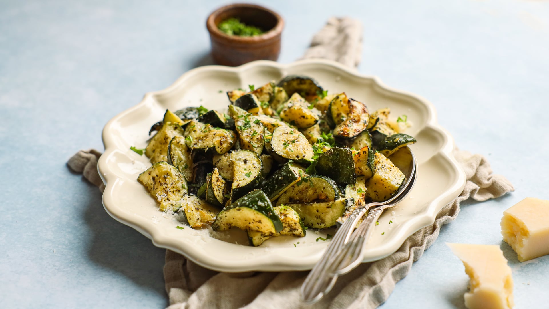 Zucchini aus der Heißluftfritteuse