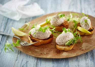 Tunmousse med husblas