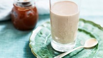 Banaani-maapähkinäsmoothie