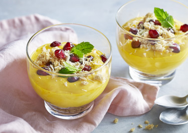 Saffransmousse med vit choklad och mandarin
