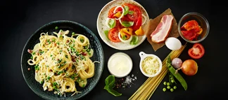 Spaghetti Carbonara With Fresh Peas & Tomato Salad