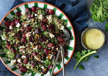 Salat med bagte vindruer