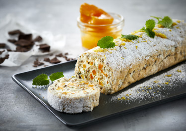 Roulade med chokolade og fersken