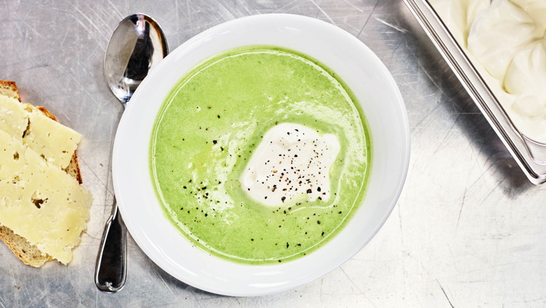 Grøn ærtesuppe