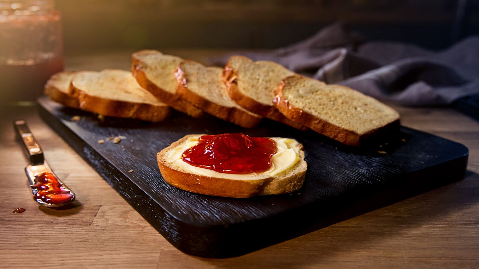 Fette Biscottate | Lurpak®