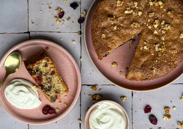 Glutenvrije vruchtencake met walnoten en skyr
