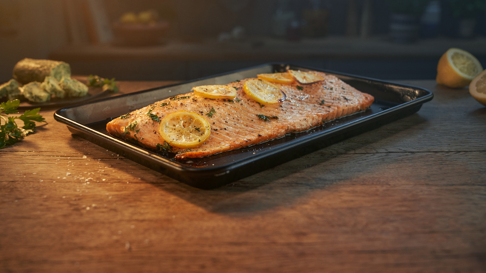 BAKED SALMON WITH LEMON-PARSLEY BUTTER