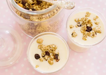 Smoothie med apelsin och müsli