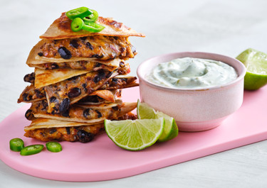 Tortilla med ost och bönor
