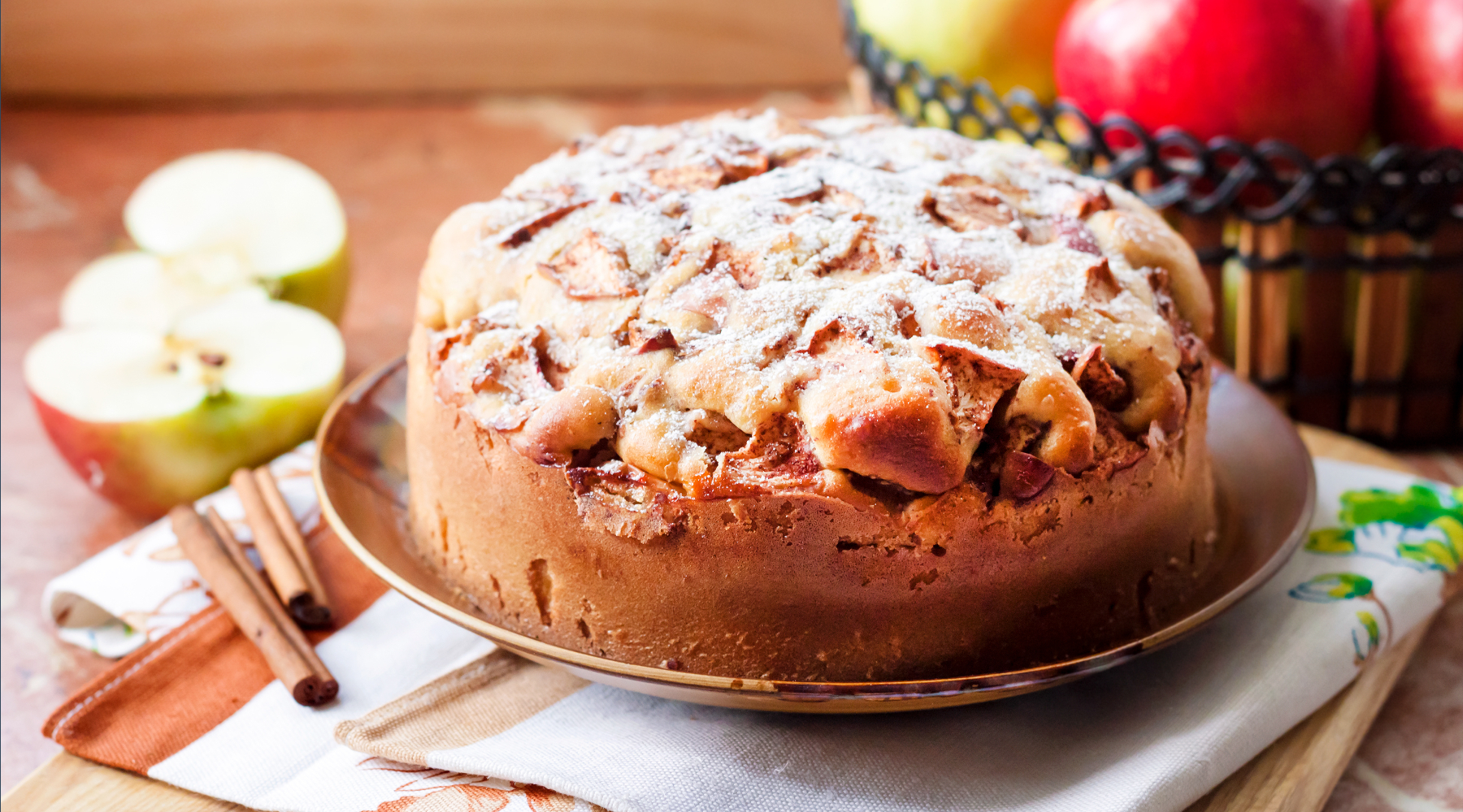 Homemade apple pie recipe | BBC Good Food
