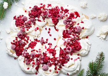 Marängkrans med vit chokladkräm