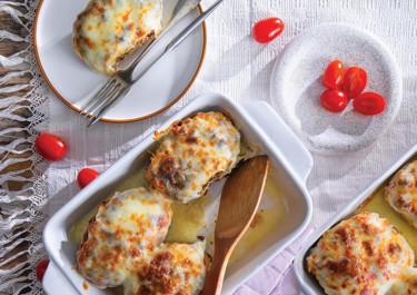 Πατάτες γεμιστές με τυρί κρέμα και μοτσαρέλα