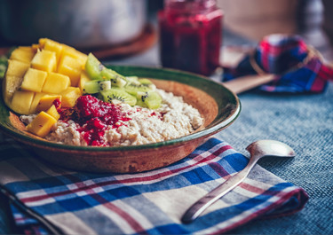 Power Porridge with Raspberry, Mango and Cottage Cheese