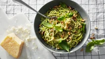 Spaghetti med krämig pesto