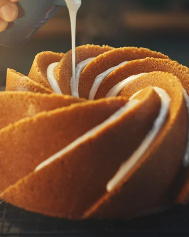 Orange Bundt cake