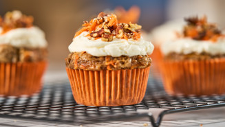 Carrot cake cupcakes