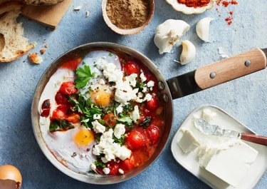 Shakshuka with cheese