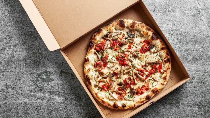 Pizza med Kylling og kremost