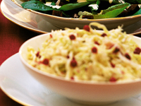 Ekologisk vitkålssallad med lingon