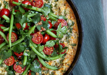Frittata med perlespelt, svampe og hytteost