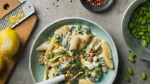 Pasta med sojabönor och citron