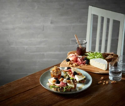 Smørbrød med Castello Hvit med Geit