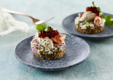 Smørrebrødstapas med paté og lomo af sortfodssvin