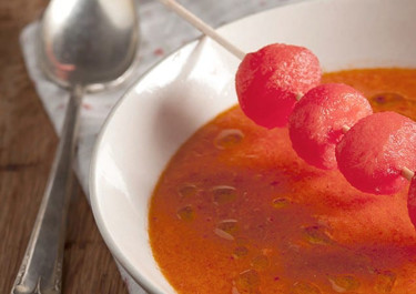 Gazpacho de sandía con mozzarella