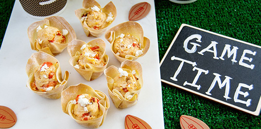 Chicken, Feta and Red Pepper Wonton Cups