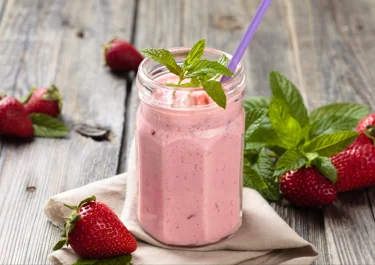 Milkshake with Strawberries