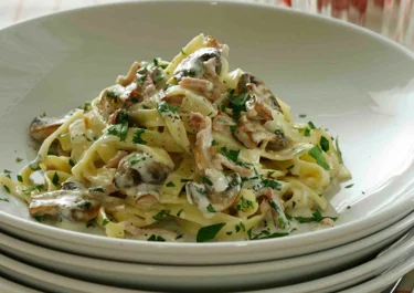 Skinkpasta med svamp