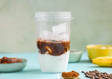 Protein-Kaffee-Shake mit Vanille-Skyr