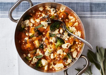 Gnocchi med tomatsås och broccoli