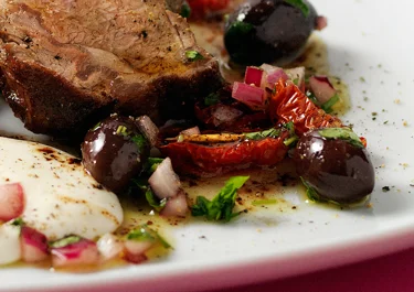 Oliver i rödlöksdressing