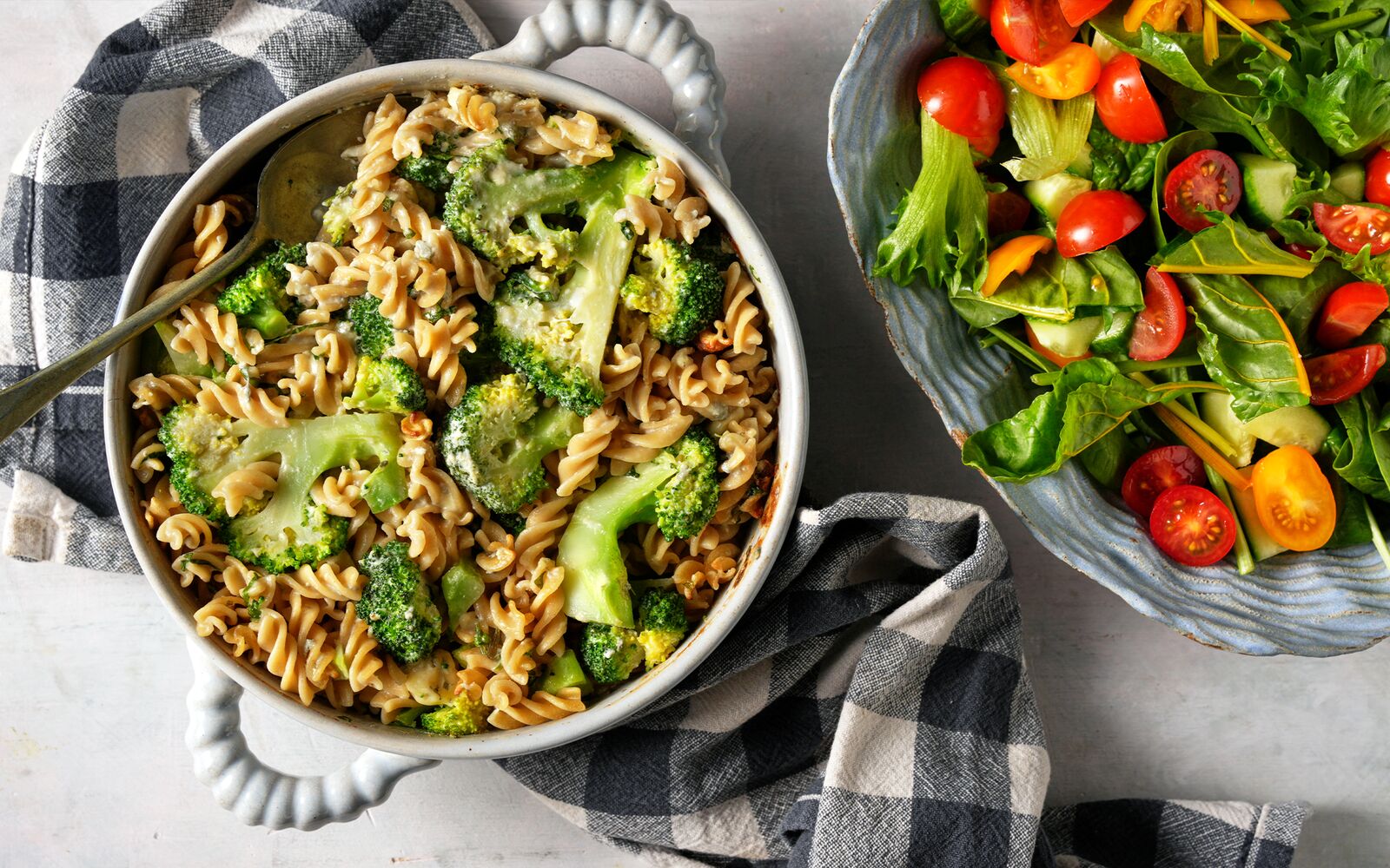 Broccoligratäng med pasta