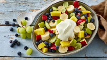 Frugtsalat med råcreme