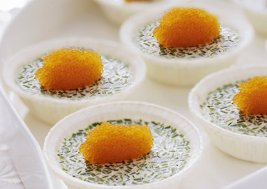 Pannacotta med gräslök och löjrom