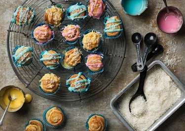 Små bullar med kokosglasyr