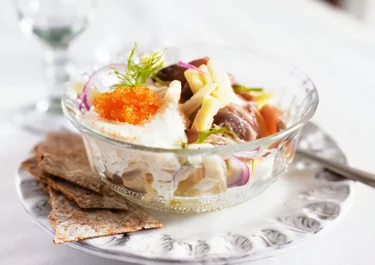 Sillsallad med ost