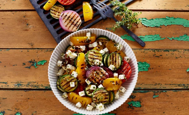 Grilled vegetables with Greek-style cheese, garlic and thyme