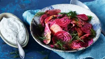 Sallad med betor, äpple och dill