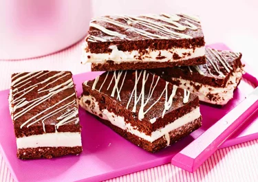 Glassandwich med chokladbotten