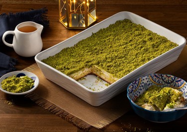 Aish el saraya leipävanukas