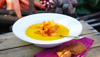 Carrot and lentil soup