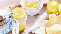 Lemon curd eli sitruunatahna
