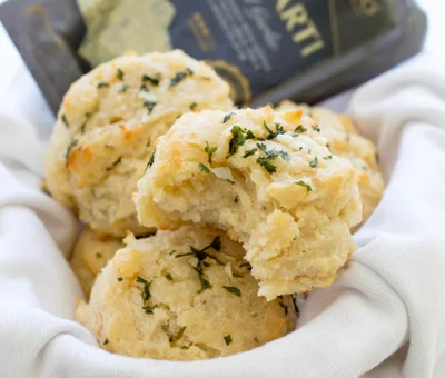 Garlic cheese biscuits