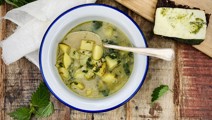 Brændenældesuppe