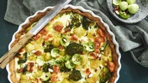 Broccoli- och brysselkålspaj med getost