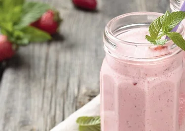 Batido de kiwi, fresas y queso