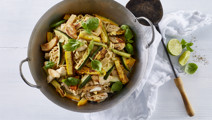 Wok med kylling, lime og bambus